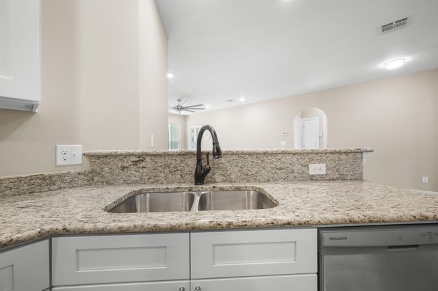 142 Billie Carter, Deridder, LA 70634