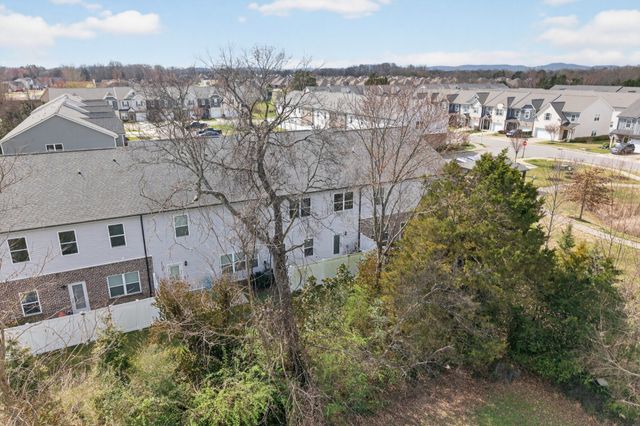 4408 Kesslers Xing, Murfreesboro, TN 37129