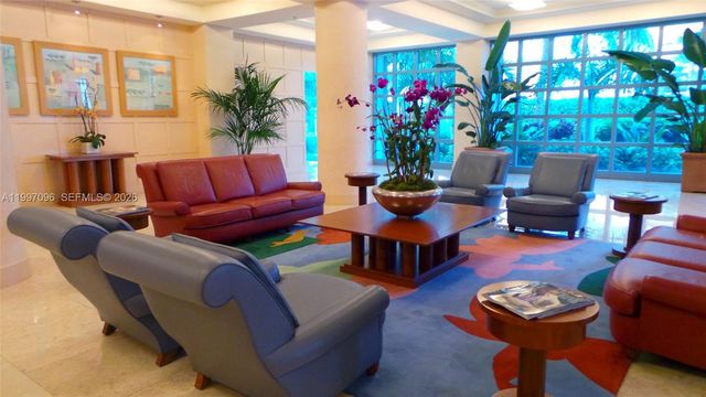 1500 Ocean Dr PH-05, Miami Beach, FL 33139