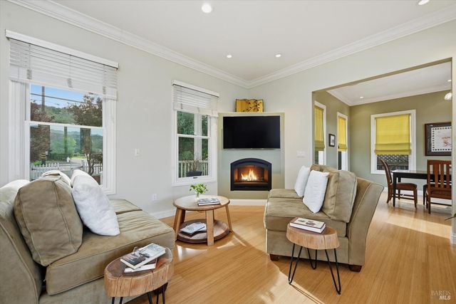 21402 Geyserville Ave, Geyserville, CA 95441