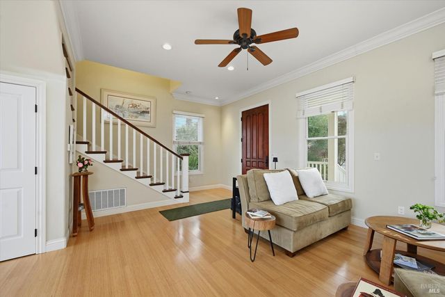 21402 Geyserville Ave, Geyserville, CA 95441