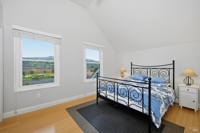 21402 Geyserville Ave, Geyserville, CA 95441