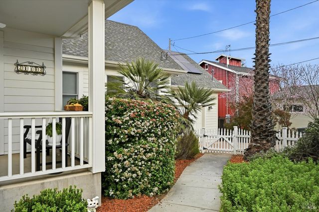 21402 Geyserville Ave, Geyserville, CA 95441