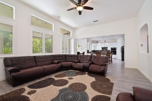 9350 Eagle Springs Pl, Roseville, CA 95747