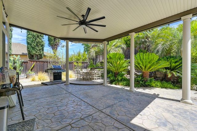 9350 Eagle Springs Pl, Roseville, CA 95747