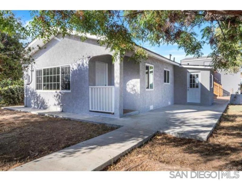 2547 A Ave, National City, CA 91950 — exterior