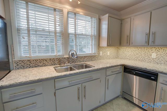 6521 Chadwell Road, Huntsville, AL 35802