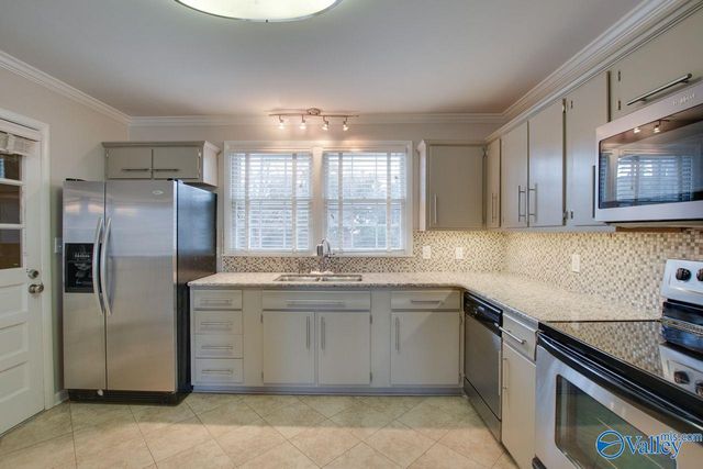 6521 Chadwell Road, Huntsville, AL 35802