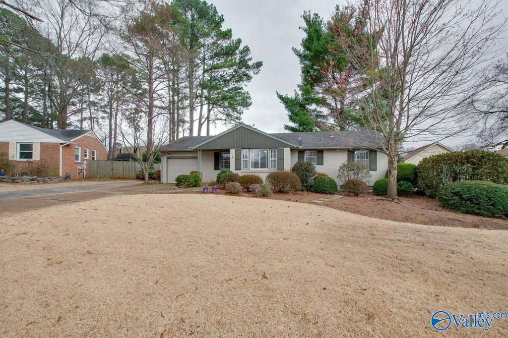 6521 Chadwell Road, Huntsville, AL 35802