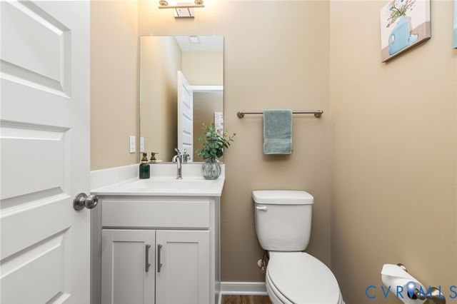 1800 Timberline Dr, Farmville, VA 23901