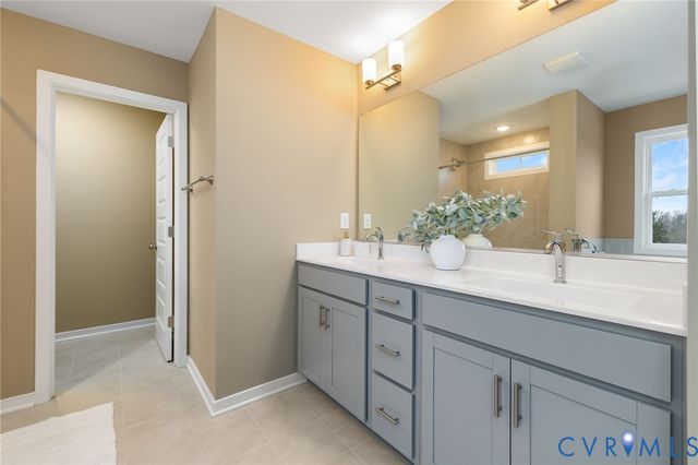 1800 Timberline Dr, Farmville, VA 23901