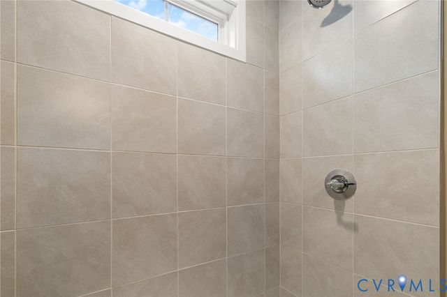 1800 Timberline Dr, Farmville, VA 23901