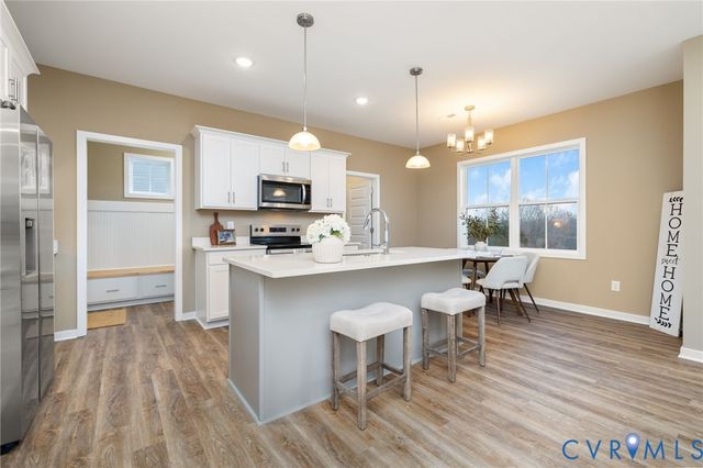 1800 Timberline Dr, Farmville, VA 23901