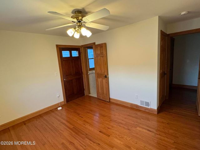 31 Navarra Drive, Brick, NJ 08723