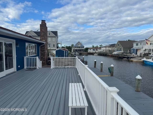 31 Navarra Drive, Brick, NJ 08723