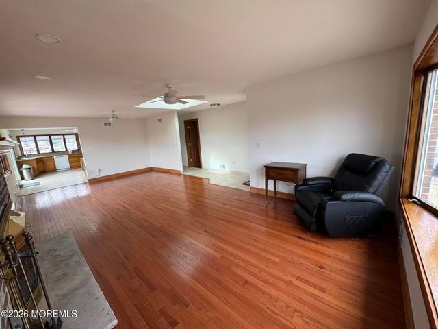 31 Navarra Drive, Brick, NJ 08723