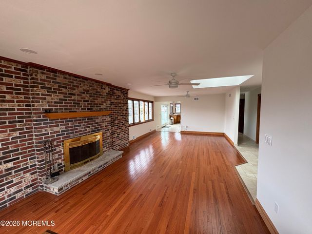31 Navarra Drive, Brick, NJ 08723