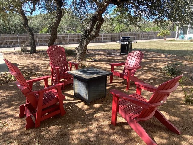 130 Lavaca, Rockport, TX 78382