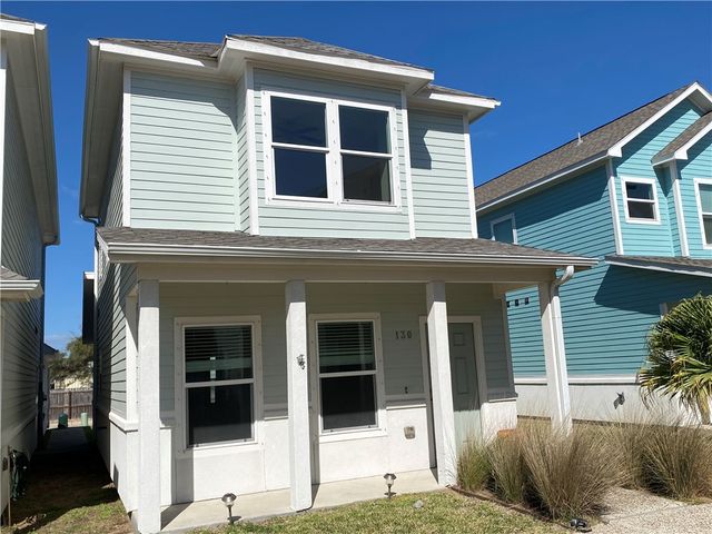 130 Lavaca, Rockport, TX 78382