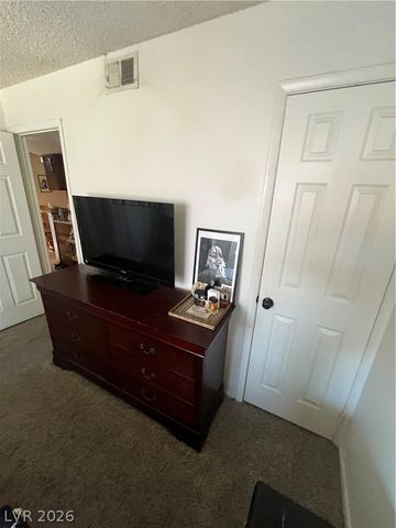 2480 Old Forge Lane 63, Las Vegas, NV 89121