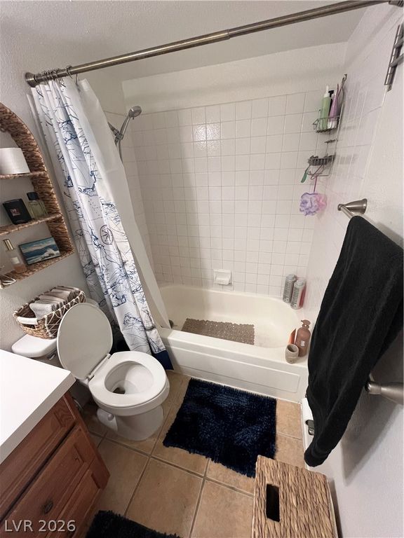Image 23 of property listing at 2480 Old Forge Lane 63, Las Vegas, NV 89121