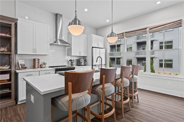 1056 Crest SE Circle 223, Atlanta, GA 30316