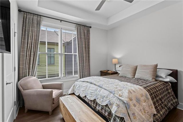 1056 Crest SE Circle 223, Atlanta, GA 30316