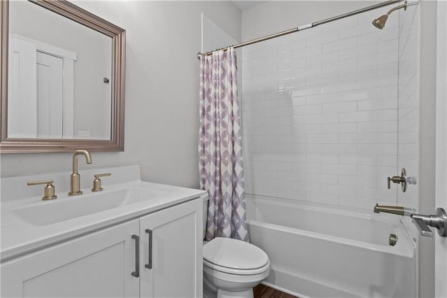 1056 Crest SE Circle 223, Atlanta, GA 30316