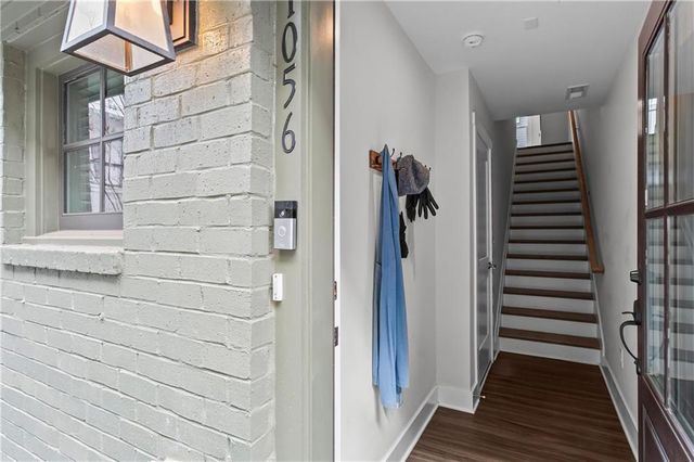 1056 Crest SE Circle 223, Atlanta, GA 30316