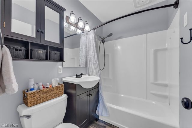 15473 Hummel Road, Brook Park, OH 44142