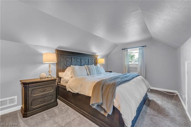 15473 Hummel Road, Brook Park, OH 44142