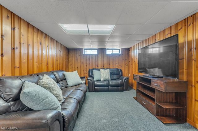 15473 Hummel Road, Brook Park, OH 44142