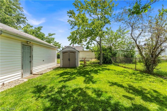15473 Hummel Road, Brook Park, OH 44142