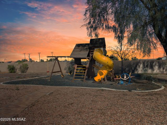 2354 N Casa Grande Avenue, Casa Grande, AZ 85122