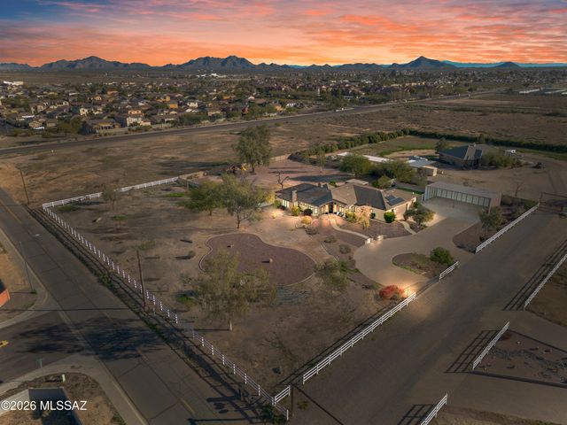 2354 N Casa Grande Avenue, Casa Grande, AZ 85122