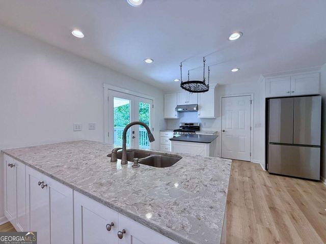 2200 Carey Place, Marietta, GA 30066