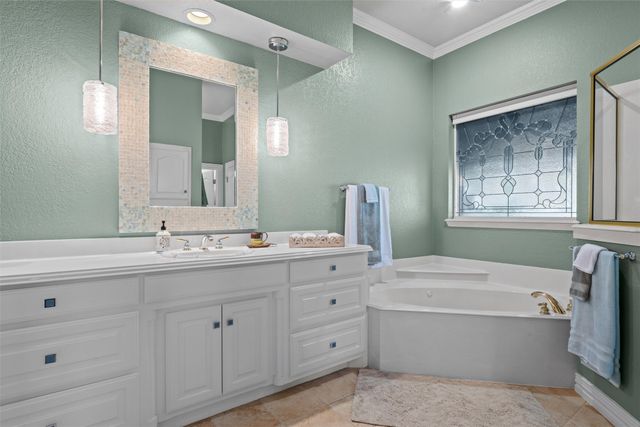 512 Ashmede Court, Arlington, TX 76013