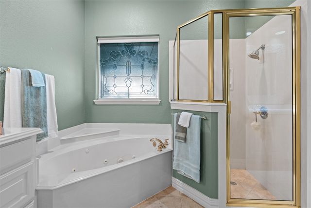 512 Ashmede Court, Arlington, TX 76013