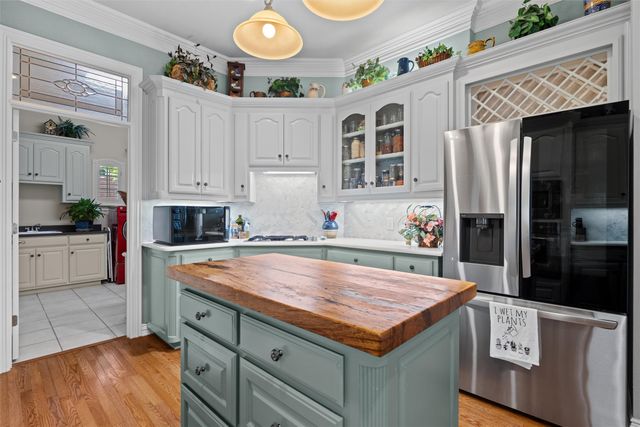 512 Ashmede Court, Arlington, TX 76013