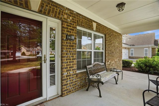1431 Thistlewood LN, Chesapeake, VA 23320