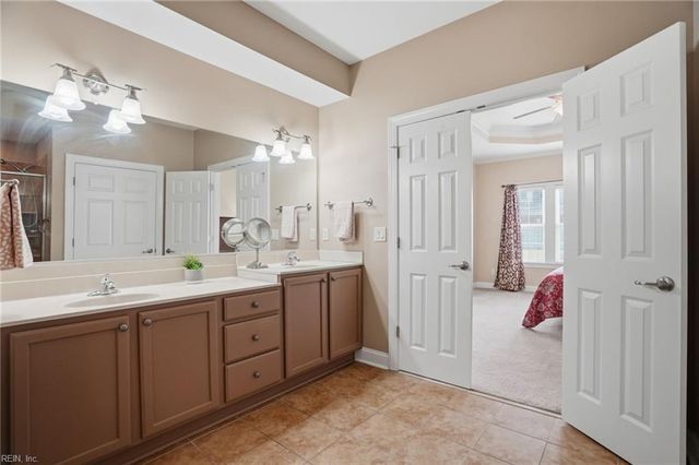 1431 Thistlewood LN, Chesapeake, VA 23320