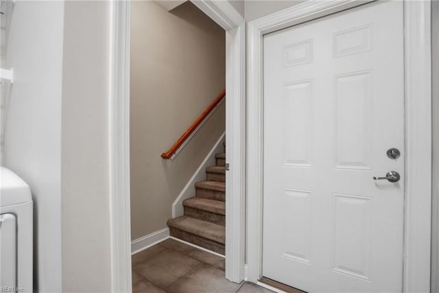 1431 Thistlewood LN, Chesapeake, VA 23320