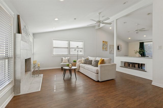 907 Wedgewood Way, Richardson, TX 75080