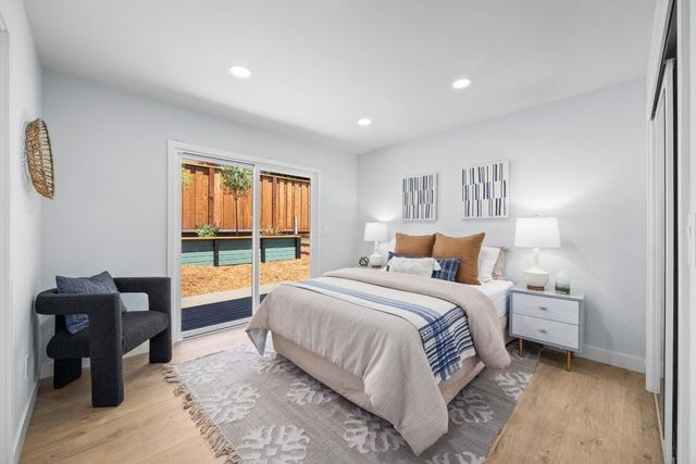 517 Sumner Avenue, Aptos, CA 95003