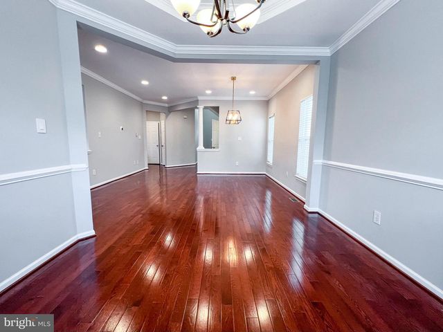 3909 BEEKER MILL PL, Chantilly, VA 20151