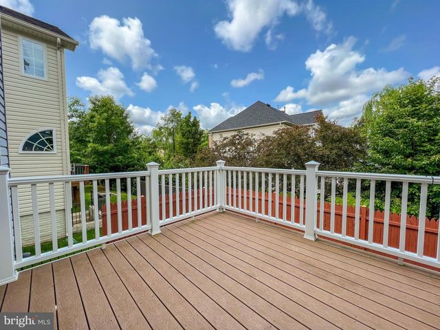3909 BEEKER MILL PL, Chantilly, VA 20151