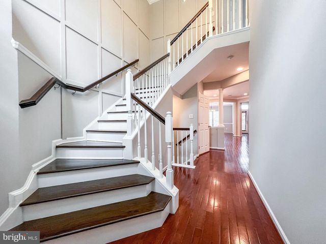3909 BEEKER MILL PL, Chantilly, VA 20151