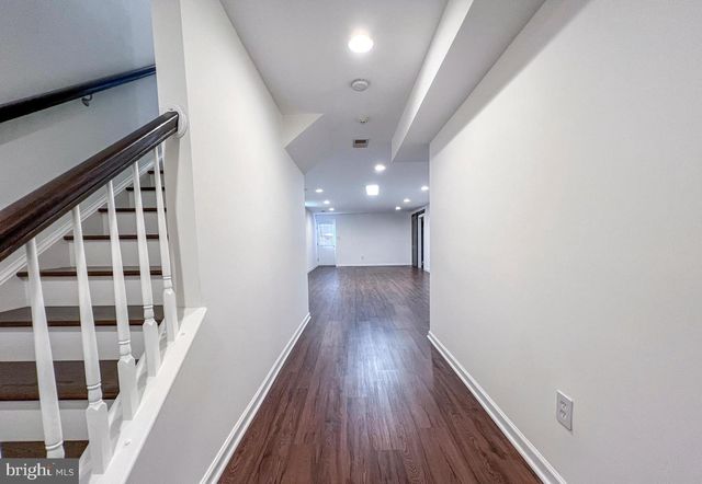 3909 BEEKER MILL PL, Chantilly, VA 20151