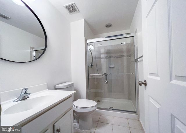 3909 BEEKER MILL PL, Chantilly, VA 20151