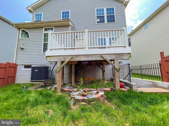 3909 BEEKER MILL PL, Chantilly, VA 20151